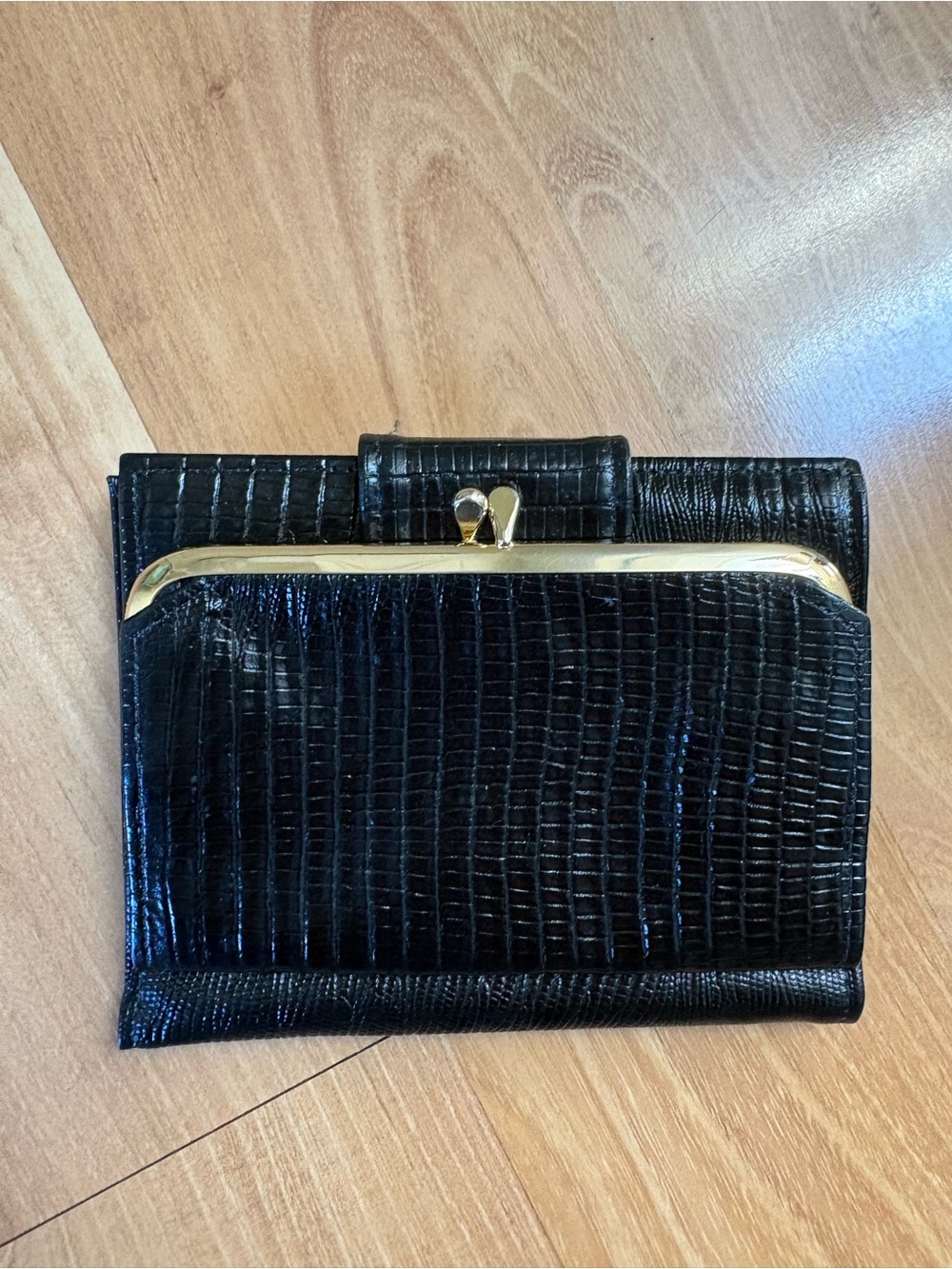 Rolfs Pigskin Black Croc-Embossed Wallet with Gold Frame